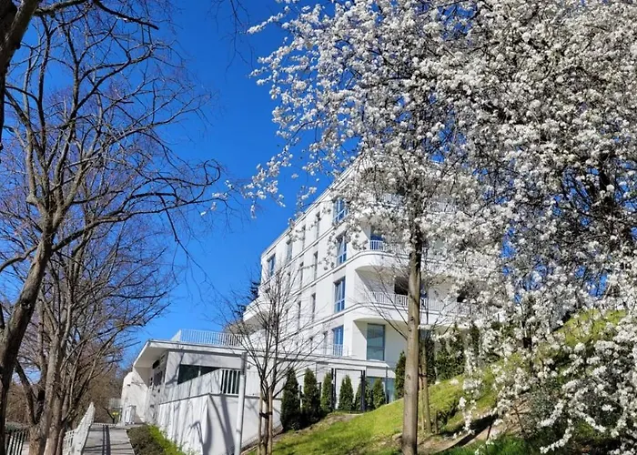 Przy Plazy W Redlowie