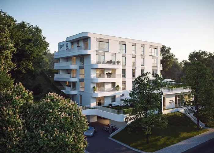 Przy Plazy W Redlowie *